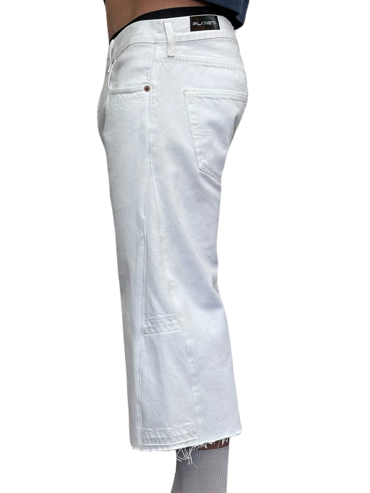 Capri Shorts (White)