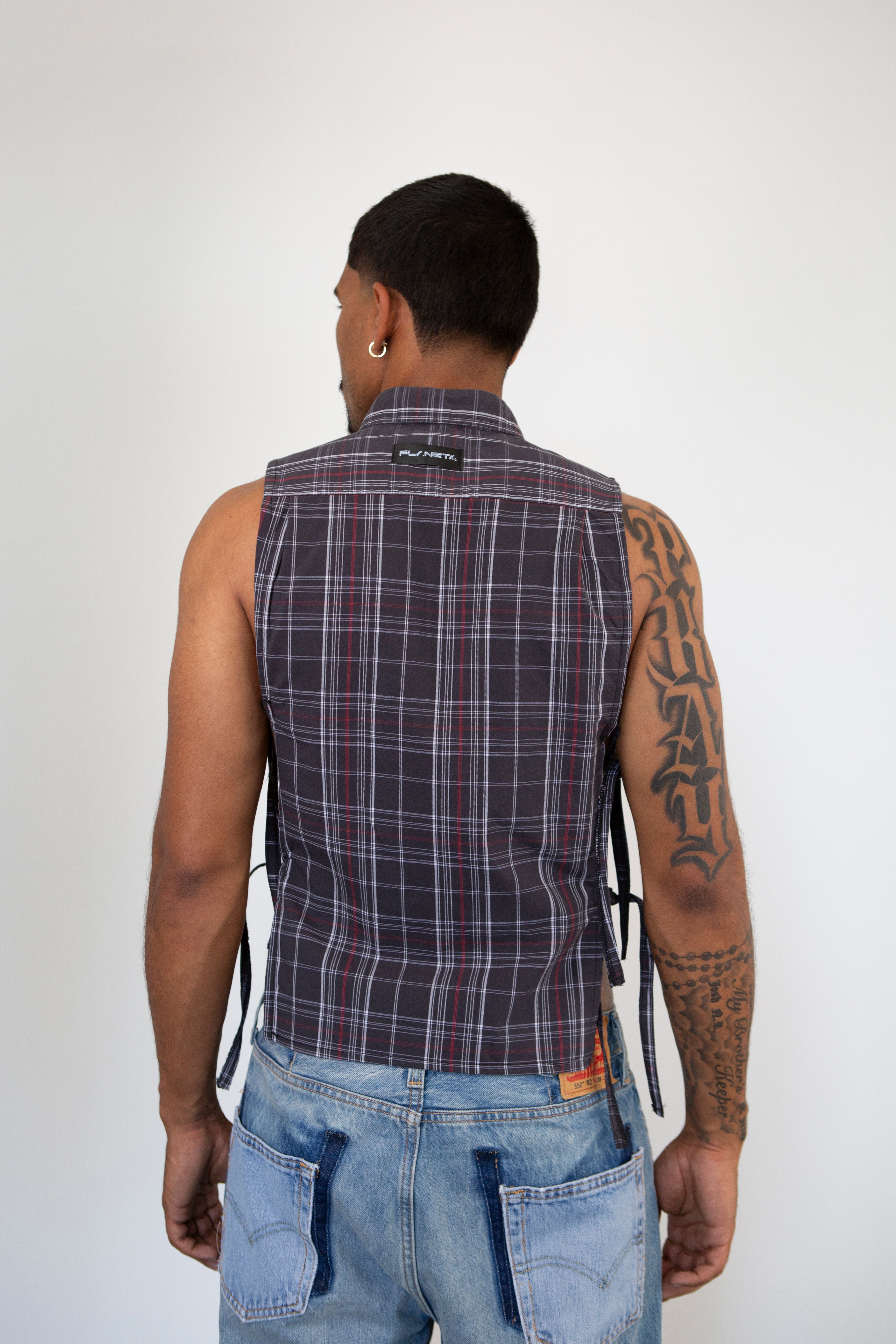 Knotty Top (Plaid)